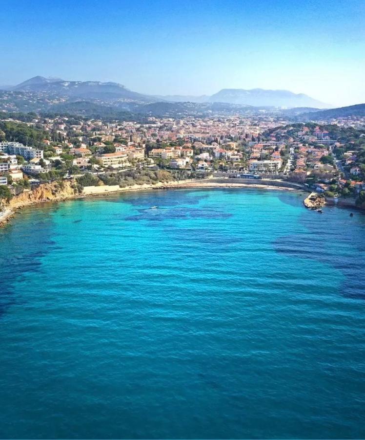 T2 vue mer avec jardinet / plage et port à pied Sanary-sur-Mer Exterior foto